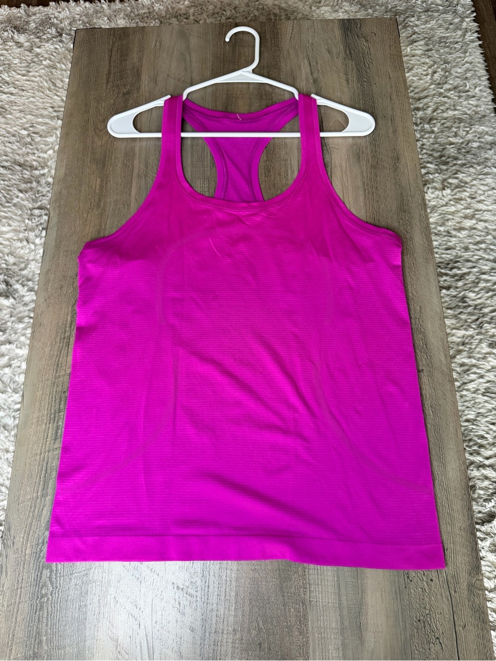 NWOT Lululemon Swiftly Racerback Tank Sz 10 *Race - Fuchsia Pink